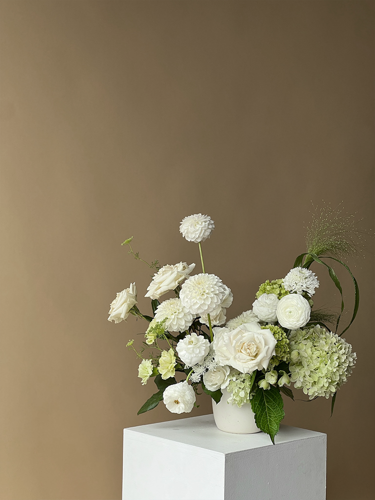 Centerpieces - SERENE (White + Green)